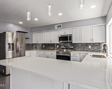 3210 N Jay Street - Photo Thumbnail 17