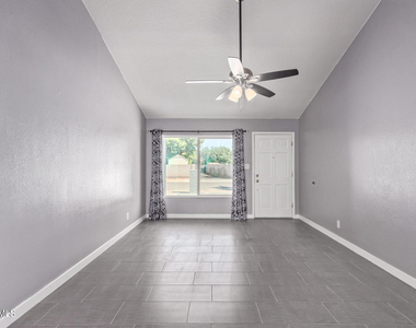 3210 N Jay Street - Photo Thumbnail 6