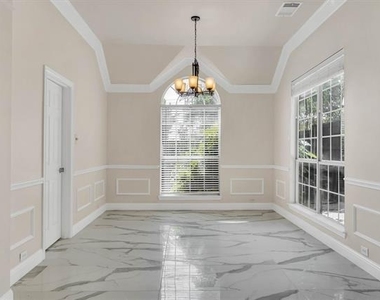 422 Willet Drive - Photo Thumbnail 4