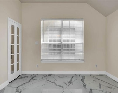 422 Willet Drive - Photo Thumbnail 20