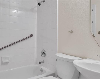 422 Willet Drive - Photo Thumbnail 17