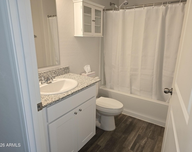 40 Cottonwood Lane - Photo Thumbnail 4
