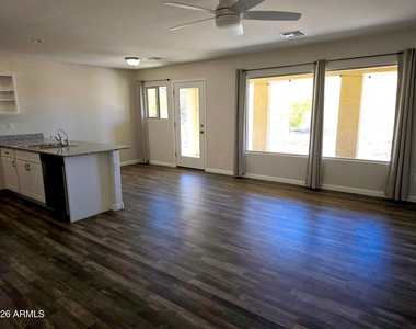 40 Cottonwood Lane - Photo Thumbnail 3