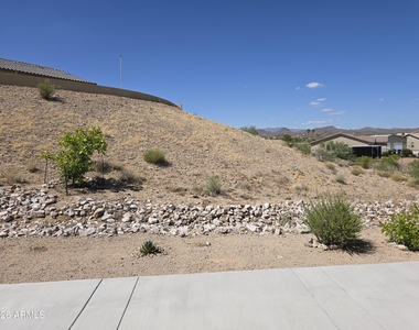 40 Cottonwood Lane - Photo Thumbnail 11