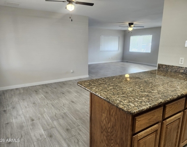 3136 W Port Au Prince Lane - Photo Thumbnail 6