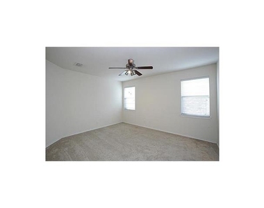 1407 Hazelwood Drive - Photo Thumbnail 24
