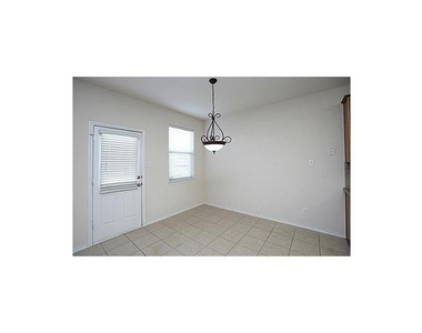 1407 Hazelwood Drive - Photo Thumbnail 25