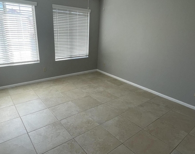 456 E Silver Creek Road - Photo Thumbnail 22