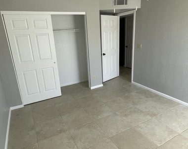 456 E Silver Creek Road - Photo Thumbnail 23