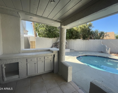456 E Silver Creek Road - Photo Thumbnail 15