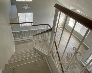 456 E Silver Creek Road - Photo Thumbnail 26