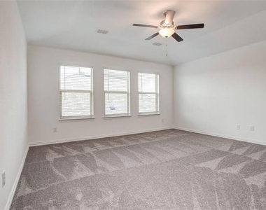 14800 Mainstay Way - Photo Thumbnail 11