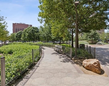 1200 Main Street - Photo Thumbnail 20