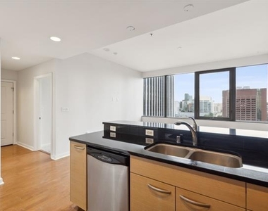 1200 Main Street - Photo Thumbnail 4