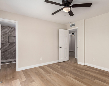 818 W Elna Rae Street - Photo Thumbnail 26