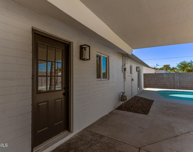 818 W Elna Rae Street - Photo Thumbnail 47