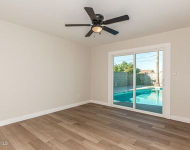 818 W Elna Rae Street - Photo Thumbnail 25