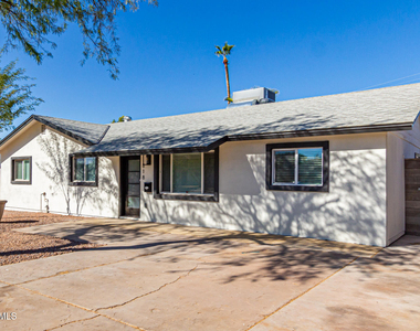 818 W Elna Rae Street - Photo Thumbnail 11