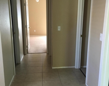 6152 S Sharon Court - Photo Thumbnail 18