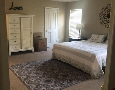 6152 S Sharon Court - Photo Thumbnail 8