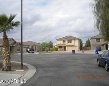 6152 S Sharon Court - Photo Thumbnail 1