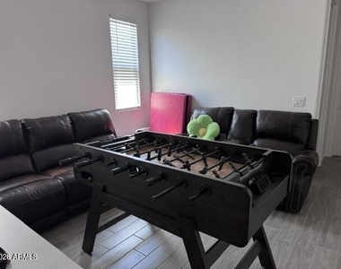 9550 E Spiral Avenue - Photo Thumbnail 4