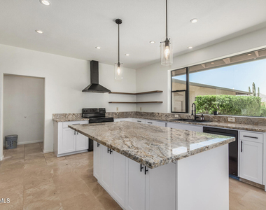 32015 N 71st Street - Photo Thumbnail 4