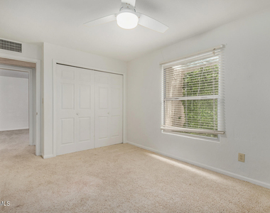 32015 N 71st Street - Photo Thumbnail 32