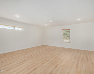 32015 N 71st Street - Photo Thumbnail 26