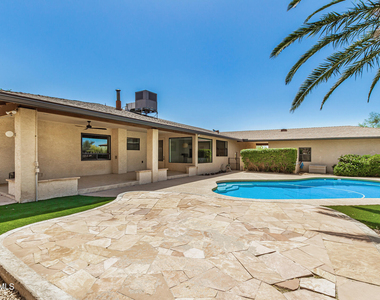 32015 N 71st Street - Photo Thumbnail 17