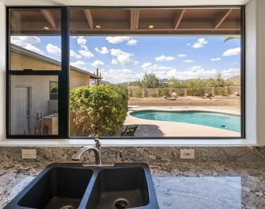 32015 N 71st Street - Photo Thumbnail 6