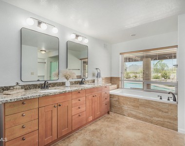 32015 N 71st Street - Photo Thumbnail 27