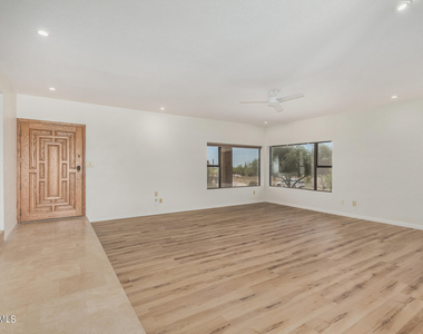 32015 N 71st Street - Photo Thumbnail 23