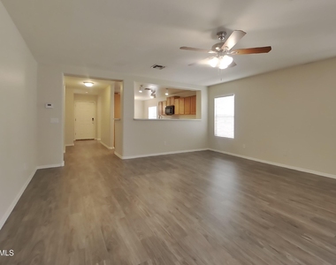 11634 W Vogel Avenue - Photo Thumbnail 1