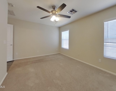 11634 W Vogel Avenue - Photo Thumbnail 5