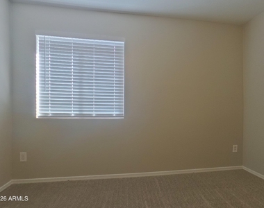 23873 W Bowker Street - Photo Thumbnail 12