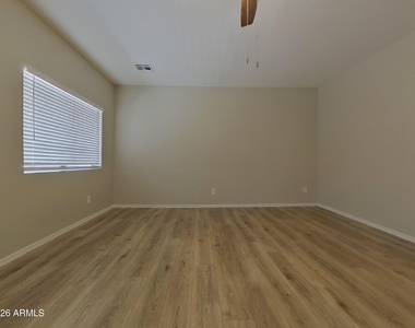23873 W Bowker Street - Photo Thumbnail 3