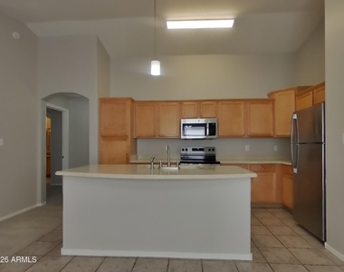 13227 W Port Au Prince Lane - Photo Thumbnail 4