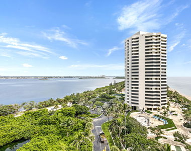 5070 N Ocean Drive - Photo Thumbnail 26