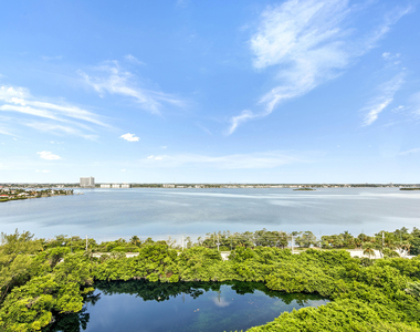 5070 N Ocean Drive - Photo Thumbnail 44