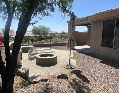 41831 N Mill Creek Way - Photo Thumbnail 14