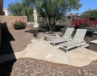 41831 N Mill Creek Way - Photo Thumbnail 11