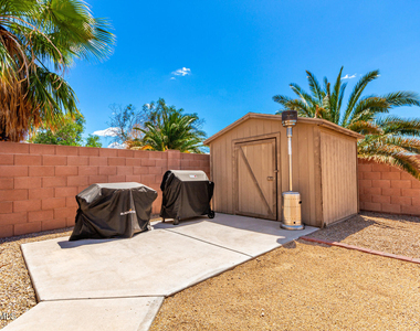 8375 W Dahlia Drive - Photo Thumbnail 25