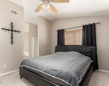 8375 W Dahlia Drive - Photo Thumbnail 8