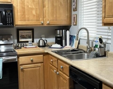 1825 W Ray Road - Photo Thumbnail 5