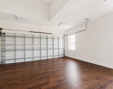 7512 Eagle Point Drive - Photo Thumbnail 16