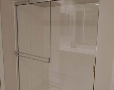 8746 W Solano Drive - Photo Thumbnail 14