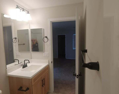 8746 W Solano Drive - Photo Thumbnail 8