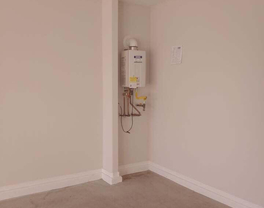 8746 W Solano Drive - Photo Thumbnail 15