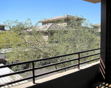 20100 N 78th Place - Photo Thumbnail 14